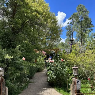 Entrance to the bistro ‍