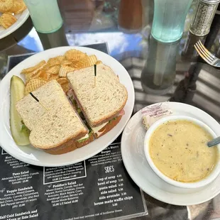 Club 81 on wheat with poblano soup