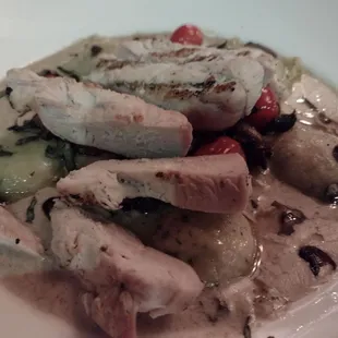 Housemade Mushroom Ravioli with chicken - delish