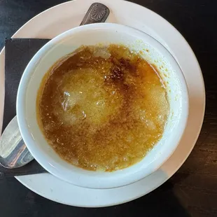 White chocolate crème brûlée dessert.