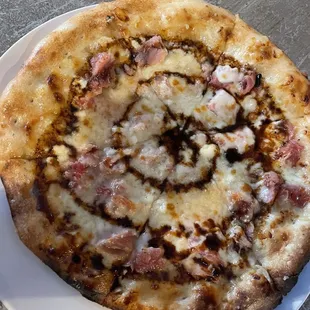 Black garlic goat cheese pizza - insanely good!