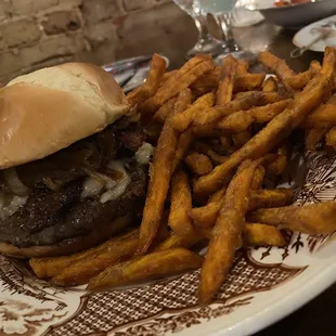 Downtown Berger w sweet potatoes fries