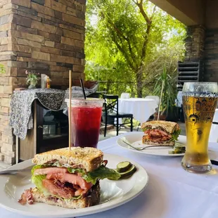 BLT