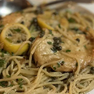 Chicken in lemon caper sauce
