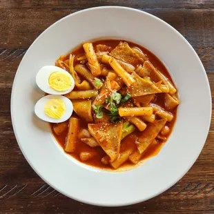 TTEOKBOKKI 떡볶이