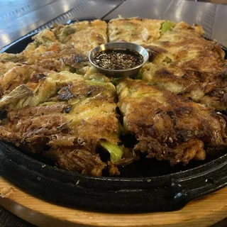 Pajeon (Scallion Pancake)