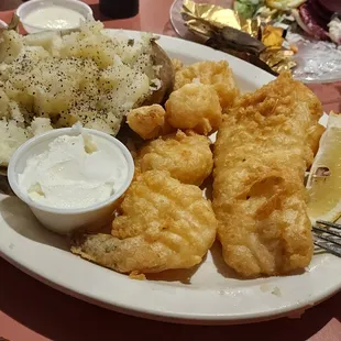Fish and shrimp along with their salad bar that is available 7 days a week.