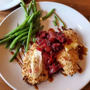 Cranberry chicken, green beans.