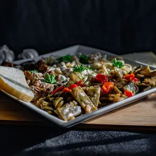 ramen and noodles, food