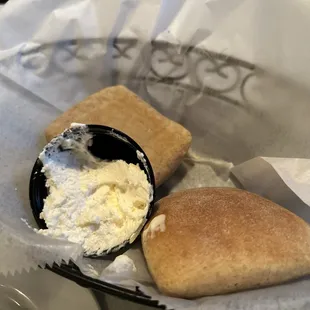 Rolls and Whipped honey-butter