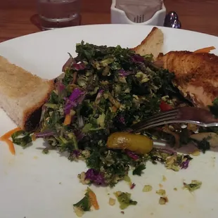 Kale salad with salmon