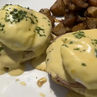 Bacon Eggs Benedict