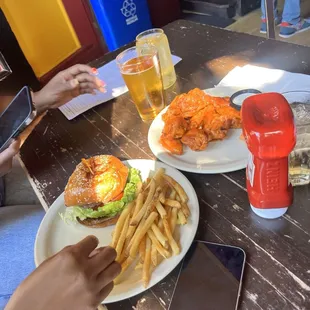 Classic Burger Traditional Wings