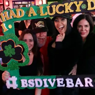 Show 'em if you got 'em!