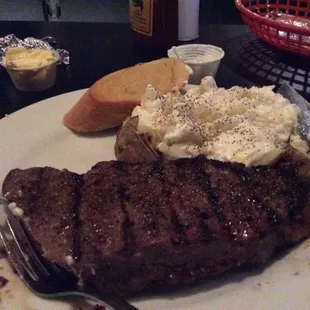 12 bucks with a salad??? Incredible ...