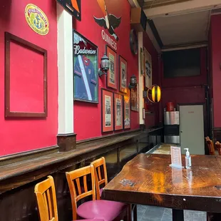 a table and chairs in a restaurant