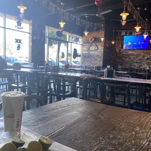 Nice place great food love the coconut shrimp one of the best I ever had .