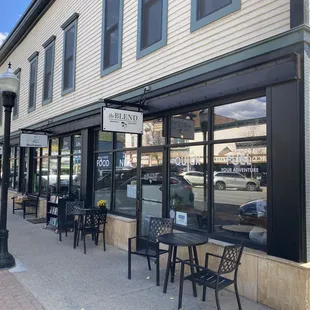 The front of the coffee shop from the sidewalk.