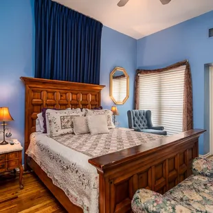 The Nick Anthony is a Tudor style room with full bathtub and shower combo.  It also has a full closet and armoire for amenities and storage.