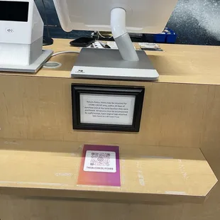 Exchange policy at counter.