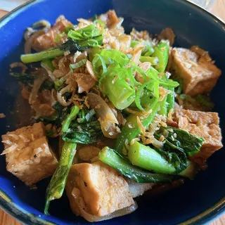 Puffed Rice Noodles with Tofu (Vegan)