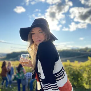 Alicia R.