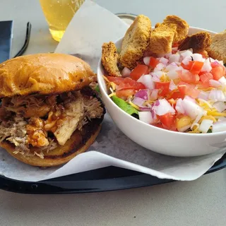 Pulled Pig Sandwich