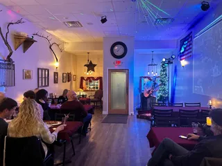 West Main St Winery & Brewery