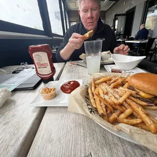 Triple Royale with Cheese