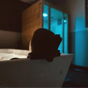 Enjoy our recovery room equipped with a cold plunge and sauna.