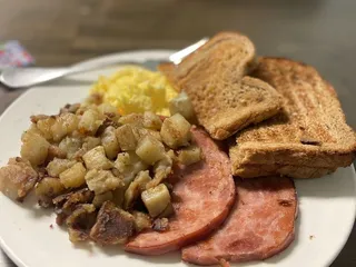 Shoo Shoo's Wooden Spoon Breakfast & Bakery