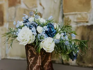 Vintage Rose Boutique & Flower Shop