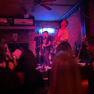 Live music!!!!!