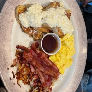 Cheesecake French toast platter