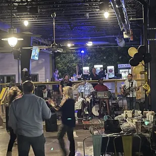 Live band