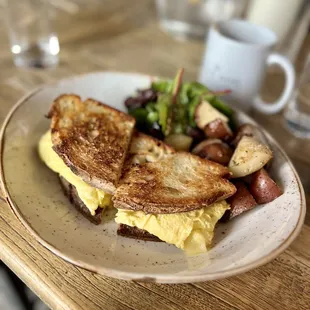 The Blue Dog Cookhouse & Bar