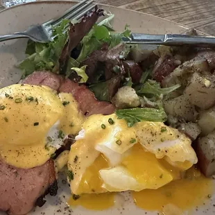 Eggs Benedict