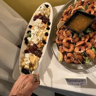 Coconut shrimp Cheese Tray