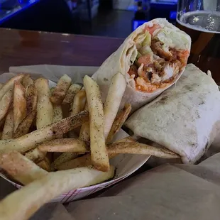Buffalo Chicken Wrap w/ Fries