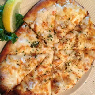 Seafood Pizza