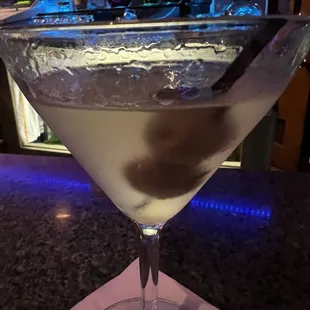 Best filthy vodka martini, stirred as not to bruise the booze, by Shirley!