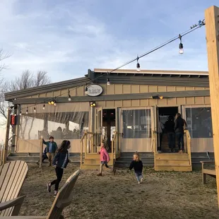 Back Bar