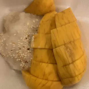 Sticky rice mango