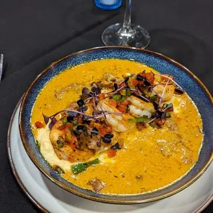 Bayou shrimp and grits