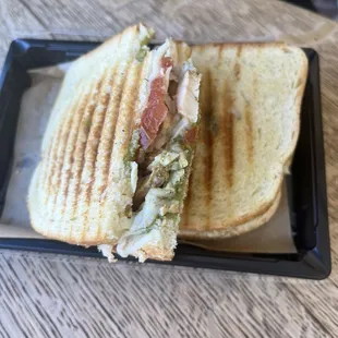 Pesto panini