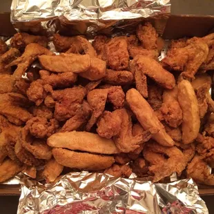 I drive 45 minutes for these AMAZING fried chicken wings as known as crack chicken!  The best in Louisiana!