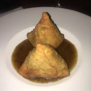 Vegetable Samosa