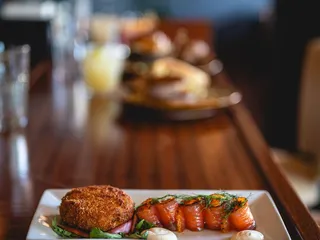 Farmstead Table