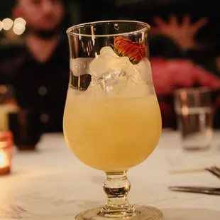 COCKTAIL BY THE SHORE Barreled Shot Tower, Chamomile Amaro, Lemon, Popcorn Orgas