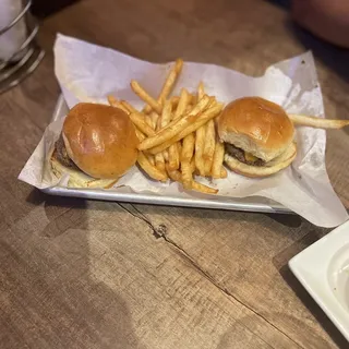 Kids Cheeseburger Sliders